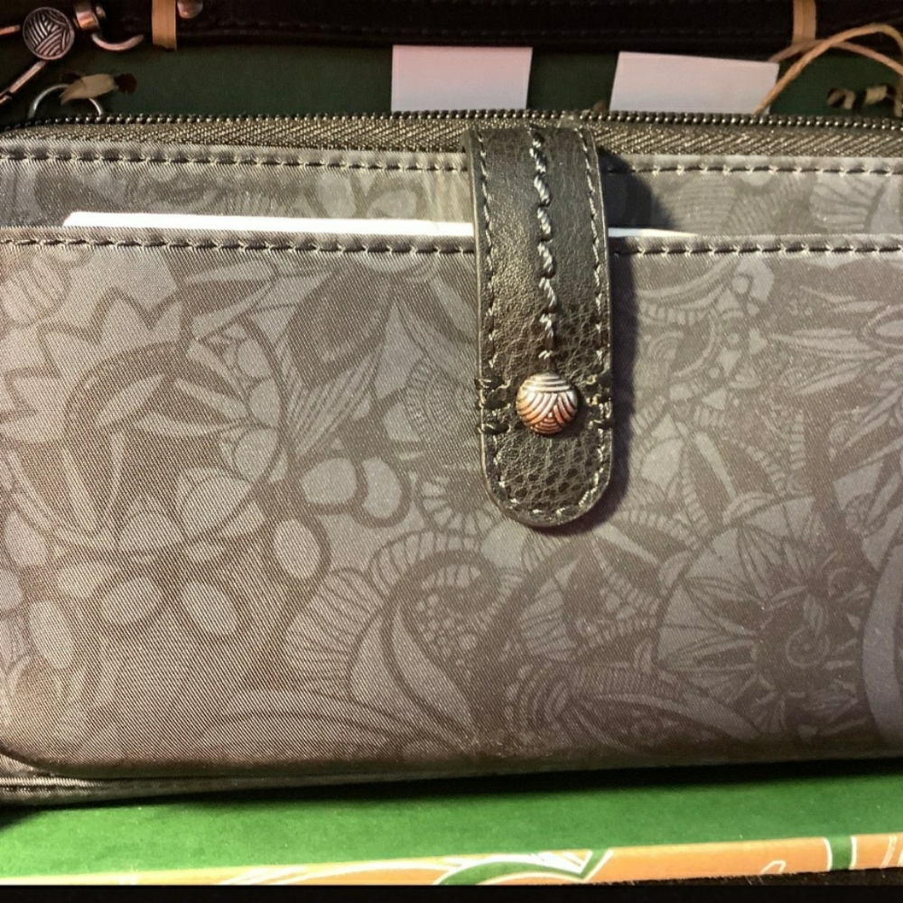Sakroot Smartphone Bag